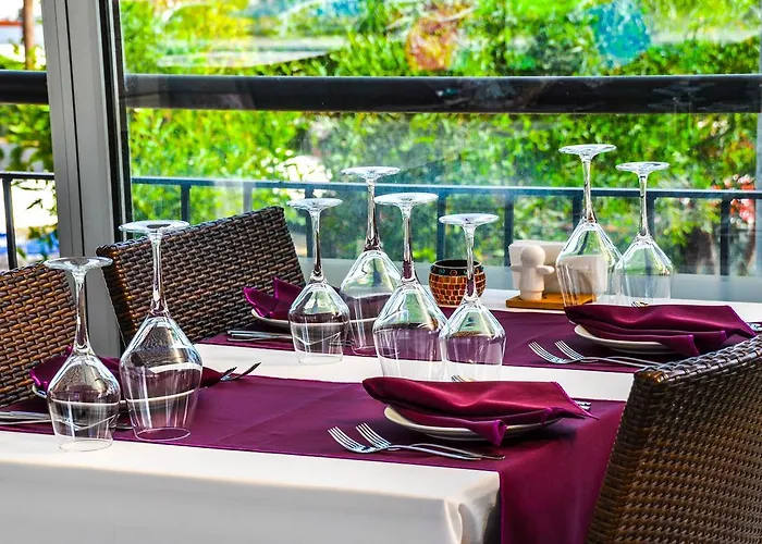 Ark And 3* Αλάνια