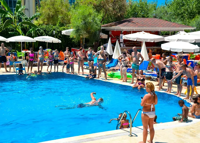 Ark And Αλάνια